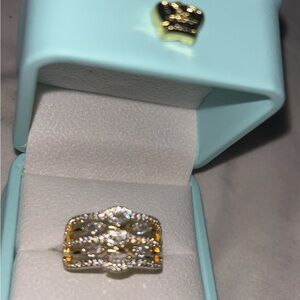 Allurez Jewlers Elegant Gold and Silver Women's Diamond ring. Authentic